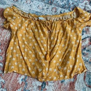 Floral yellow top.
